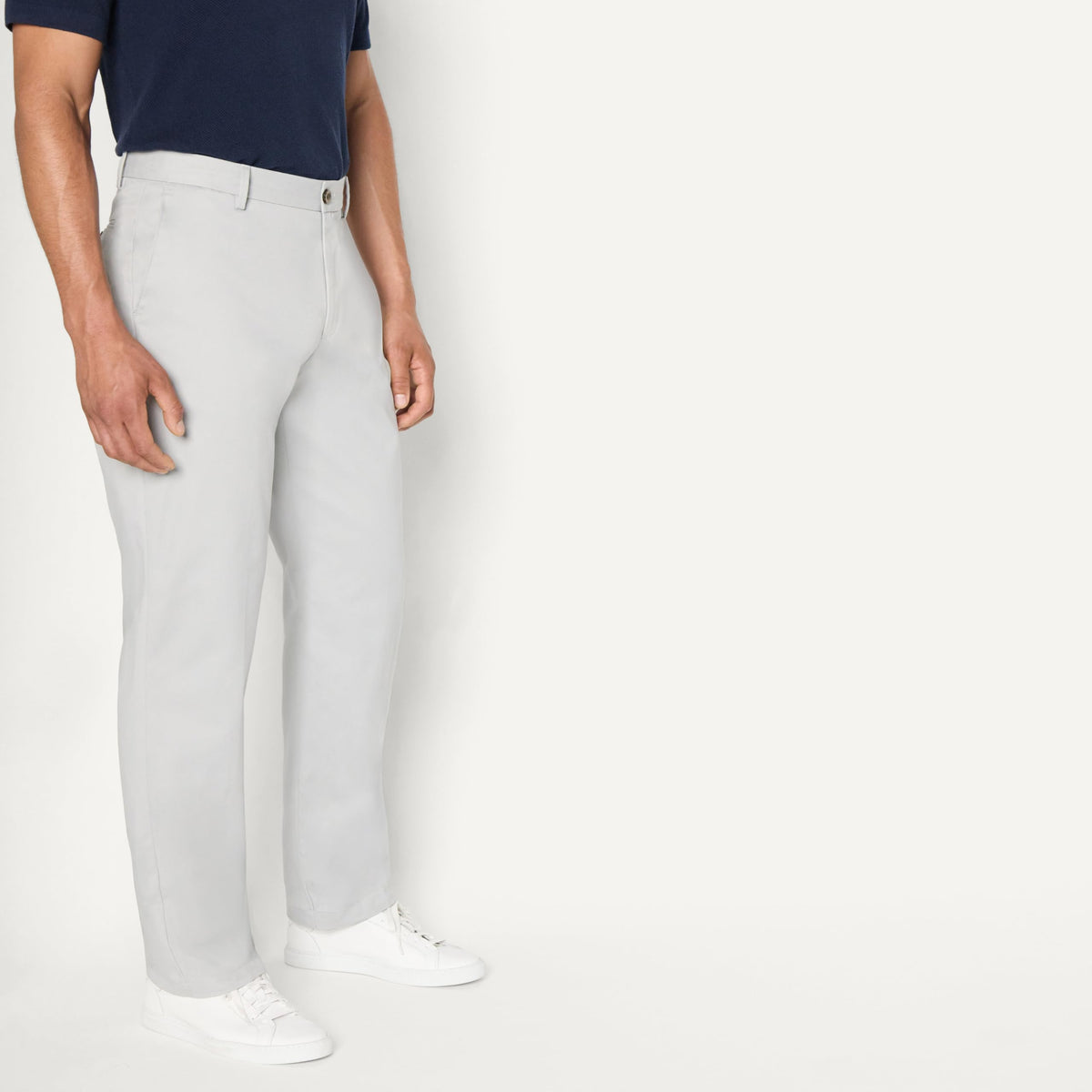 Amazon Essentials Men's Classic-Fit Wrinkle-Resistant Chino Pant Grey Size 34x33