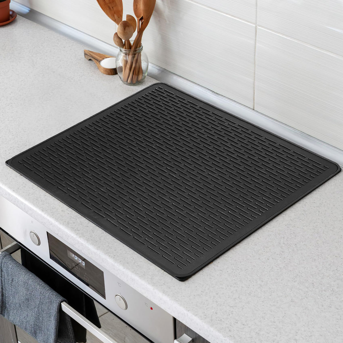 TWIZIUAO Electric Stove Cover Mat Heat Resistant Silicone Black 36x21