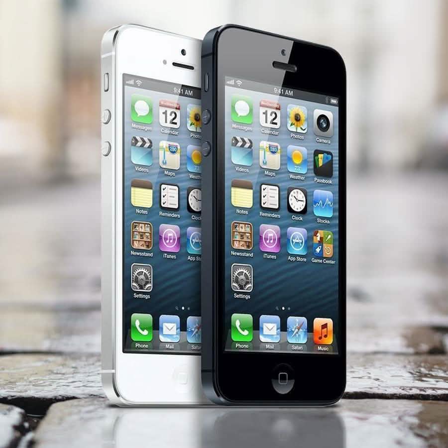 Apple iPhone 5 GSM Unlocked - Assorted Sizes and Colors (Refurbished)