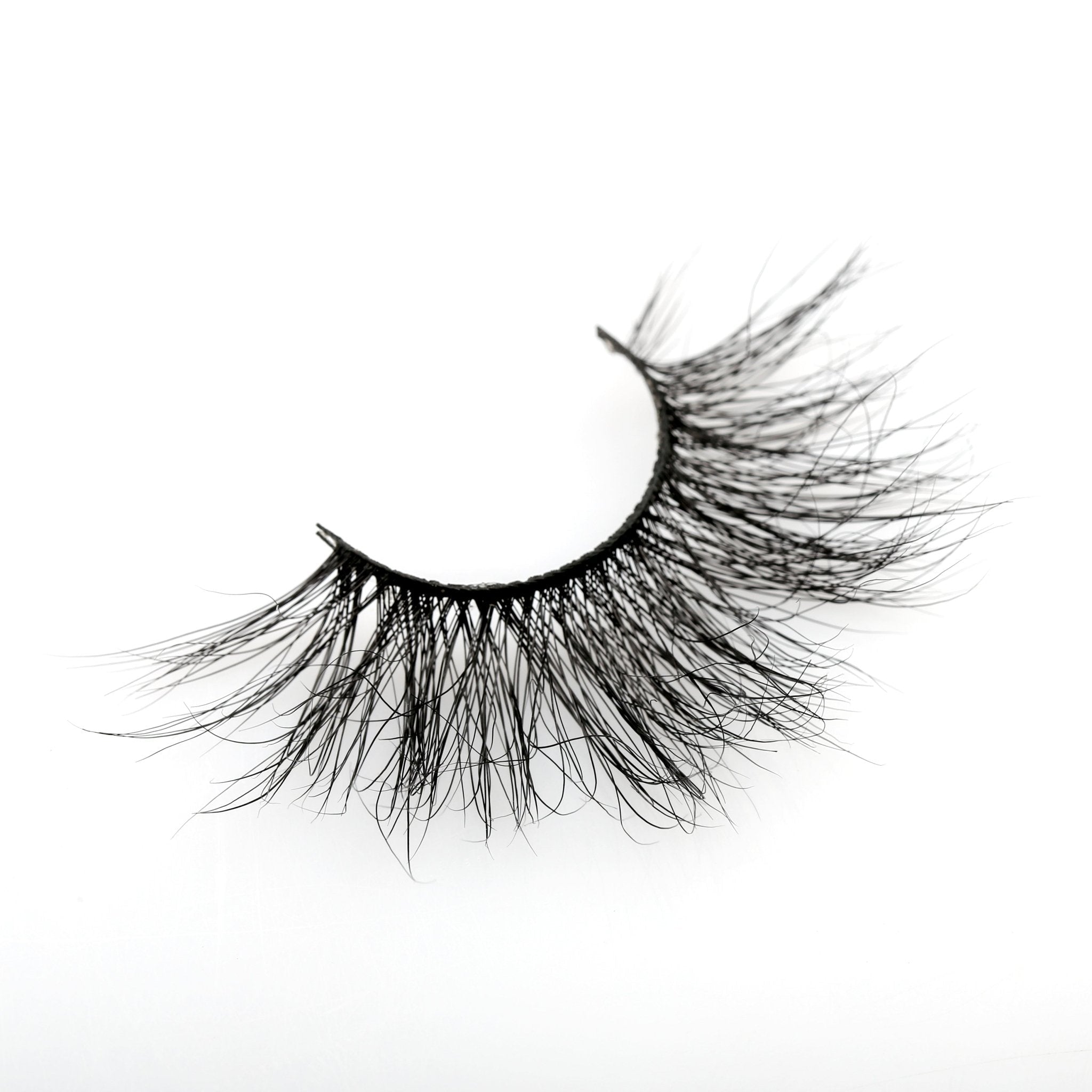 NEW!! VIP Long Dramatic Mink Lashes!!