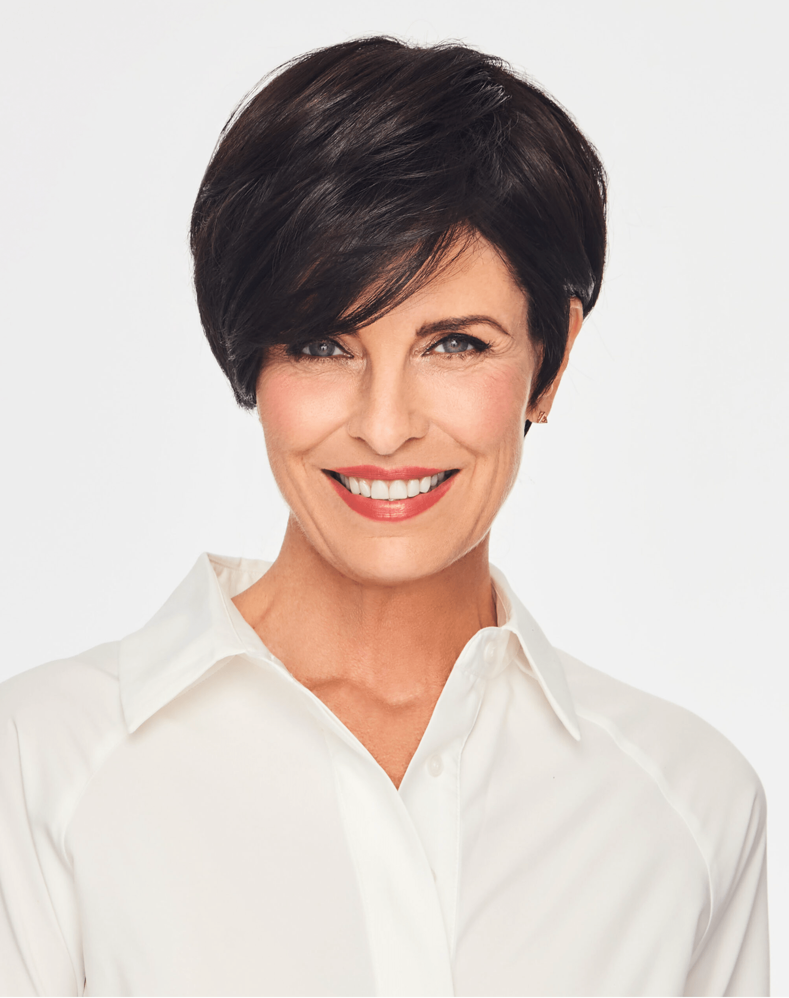 HairUWear Notion Short Pixie Wig – Medium Blonde