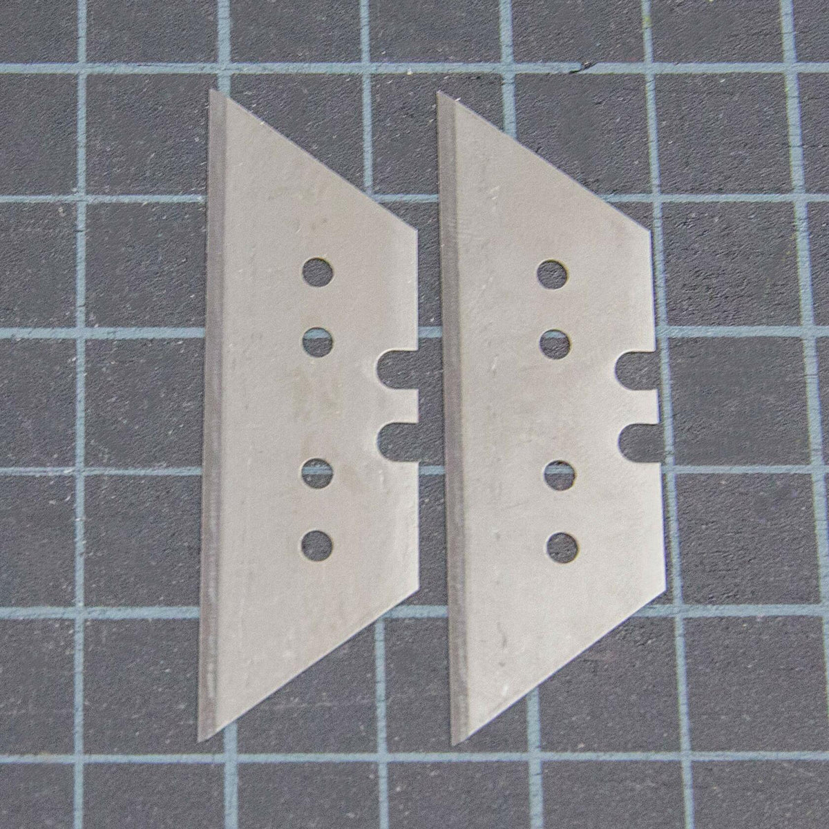 BAZIC Utility Knife Blade Razor Replacement Blades, Carbon Steel Box Cutter
