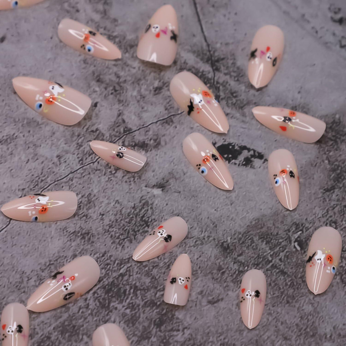 RIICFDD 24 Pcs Medium Black French Tip Halloween Press-On Almond Fake Nails