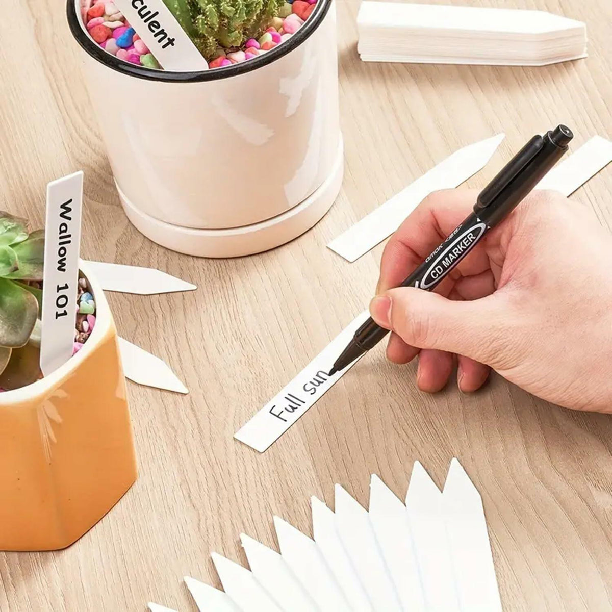 meumtuu 200 PCS White Plastic Plant Labels Garden Markers PVC PVCPL-200W