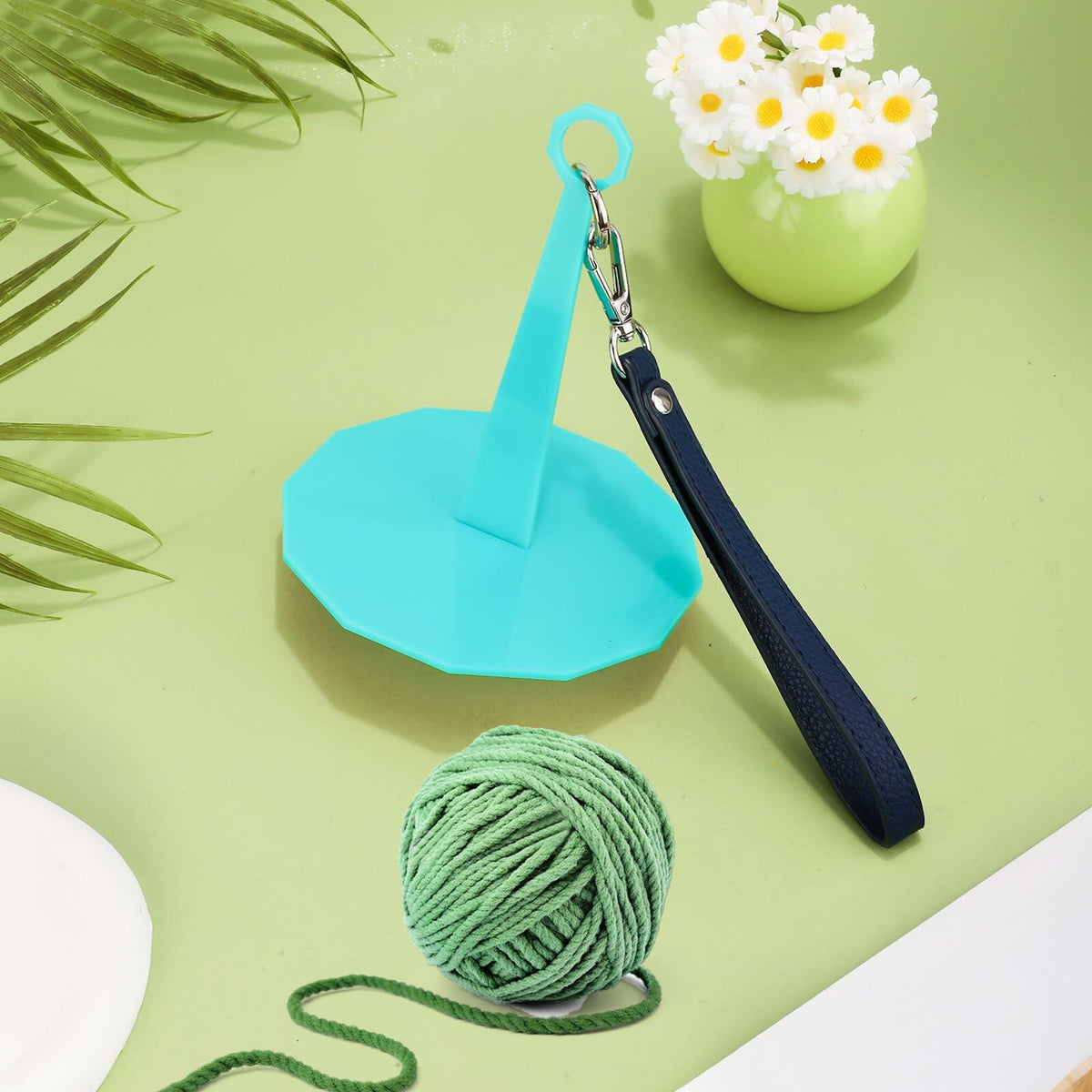 PortableWrist Yarn Holder Leather Wristband Acrylic Spinner Light Green