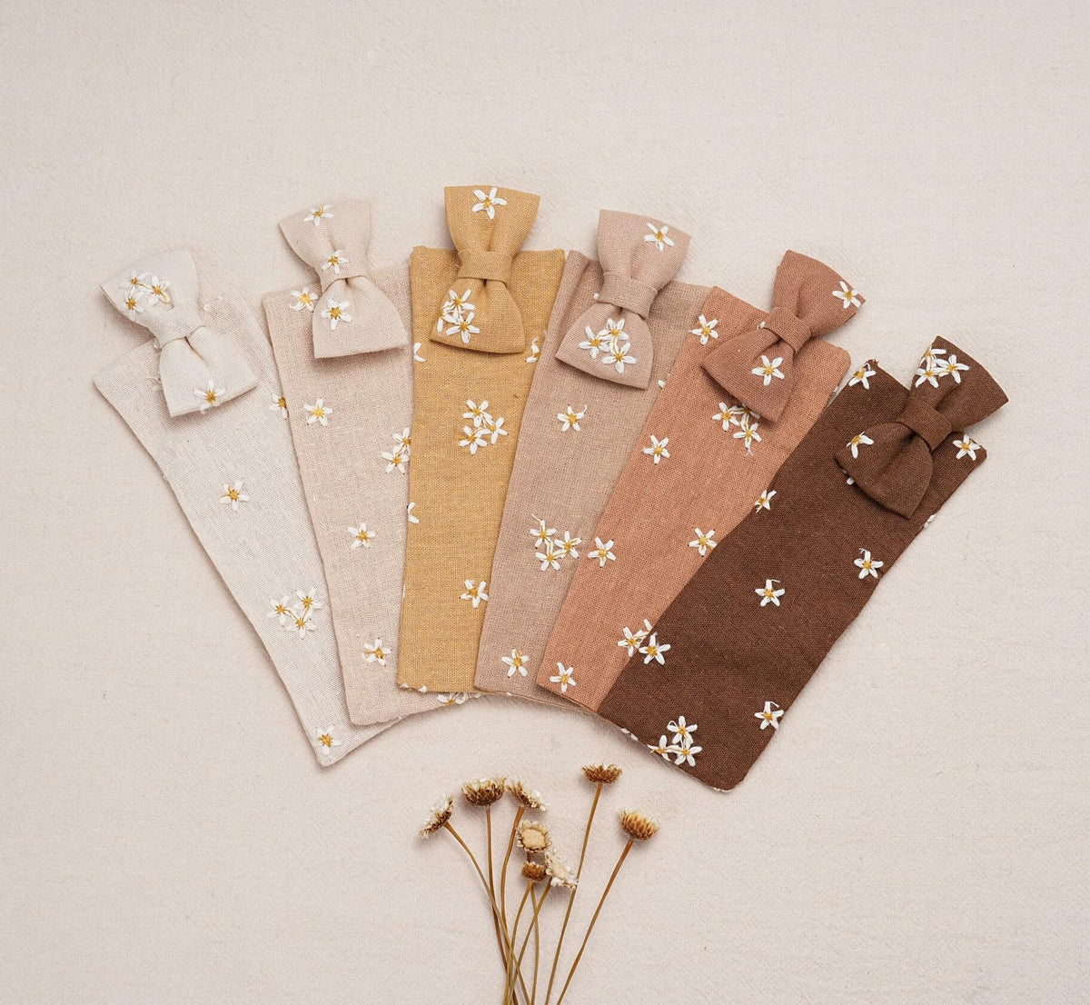 FANCY CLOUDS Baby Hair Clips 10 pcs Handmade Daisy Bows Barrettes Accessories