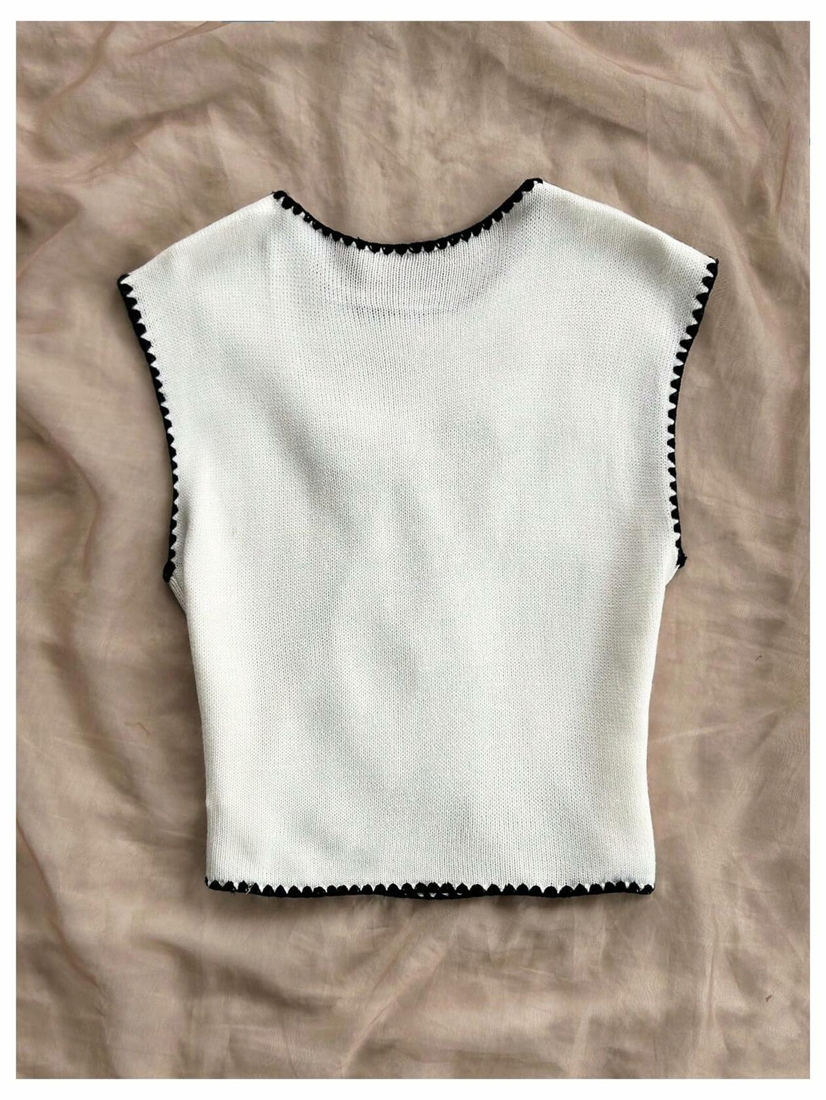 Verdusa Women’s Sleeveless Sweater Vest Bow Knit Tank Top White S