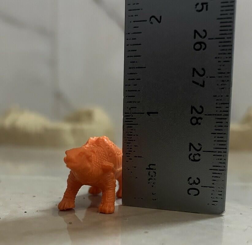Fun bucket 27 pieces Dinosaurs action figures toy planet .pre Owned