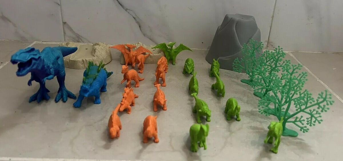 Fun bucket 27 pieces Dinosaurs action figures toy planet .pre Owned