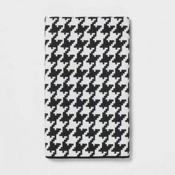Room Essentials Waffle Houndstooth Hand Towel Black/White 1pc
