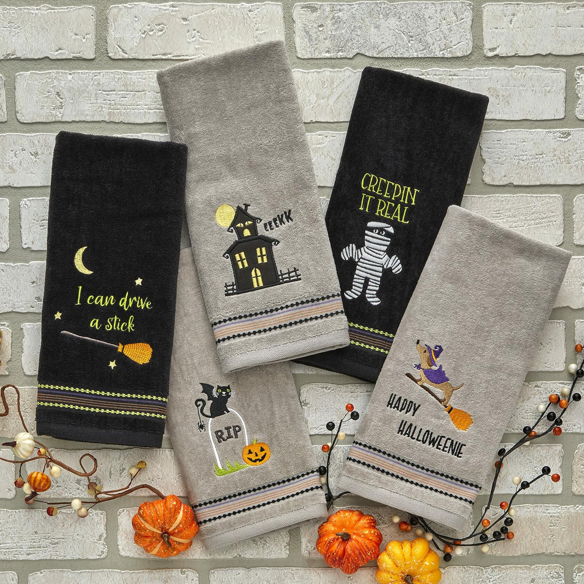 [Like New] SKL Home Halloween Graveyard Cat Hand Towel Set 2pc Gray Small