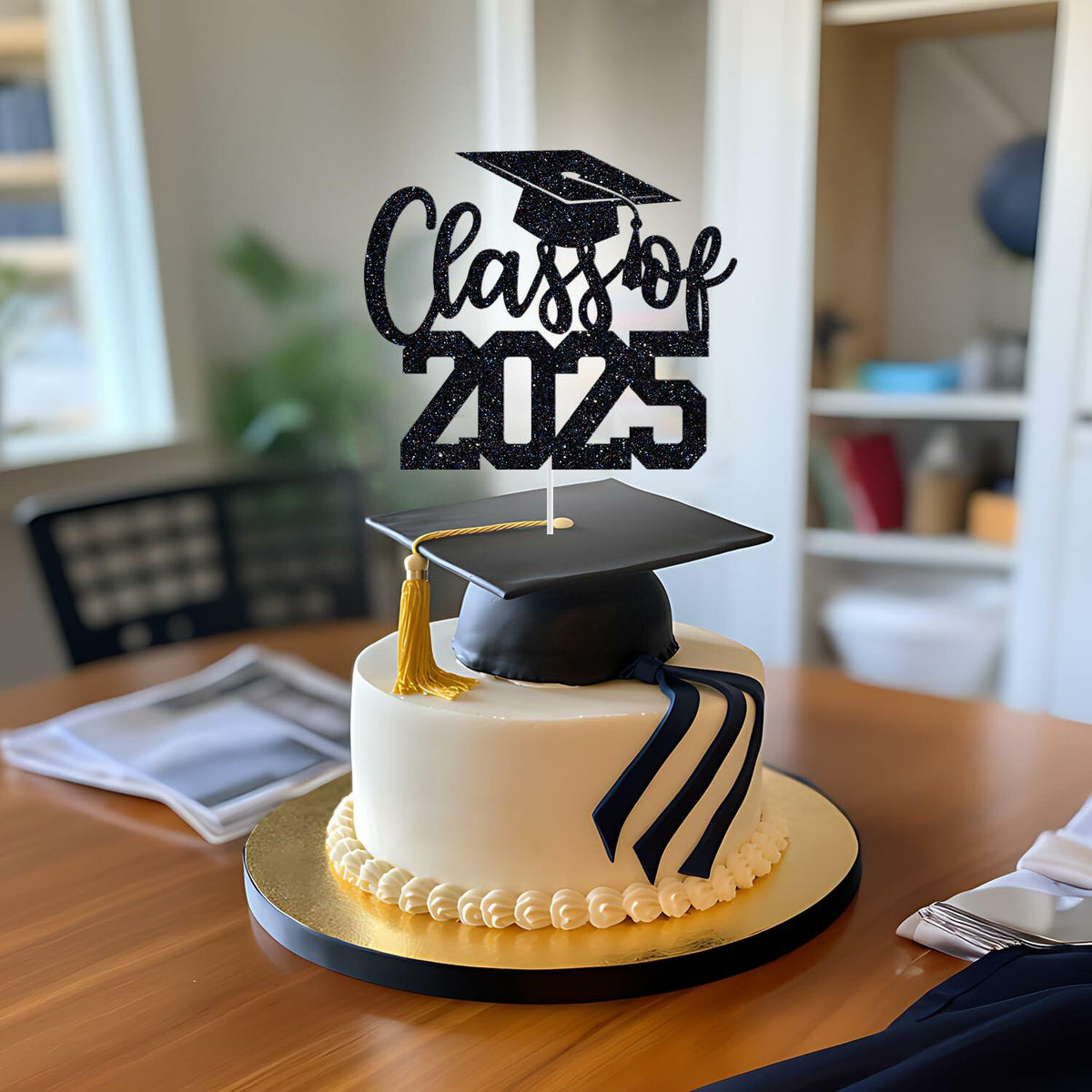 Yotawebery Class of 2025 Cake Topper Graduation Party Decor Black Glitter
