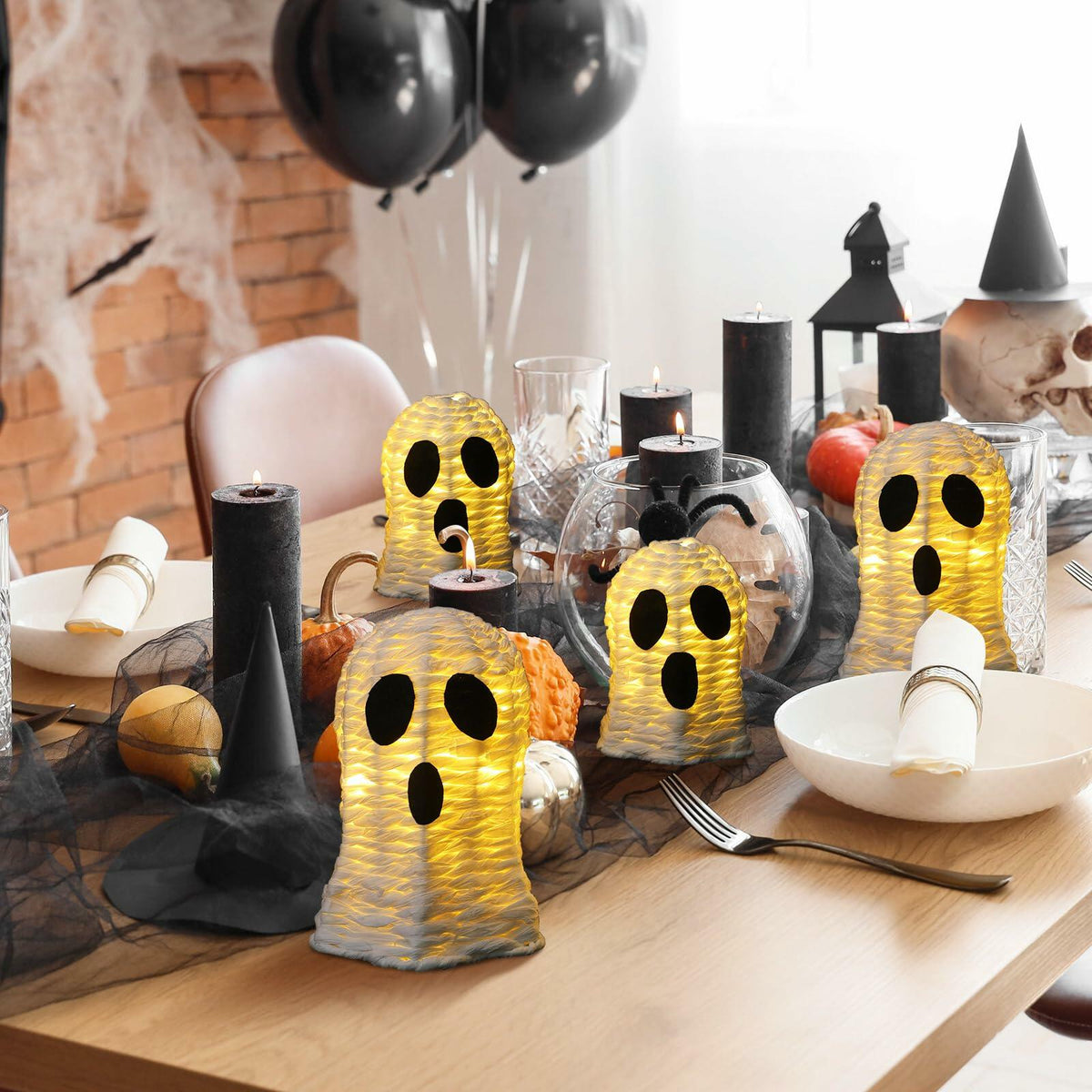 Soulchen Halloween Rattan Ghosts Decor 9.4" & 5.9" Light Up White 2 Pcs