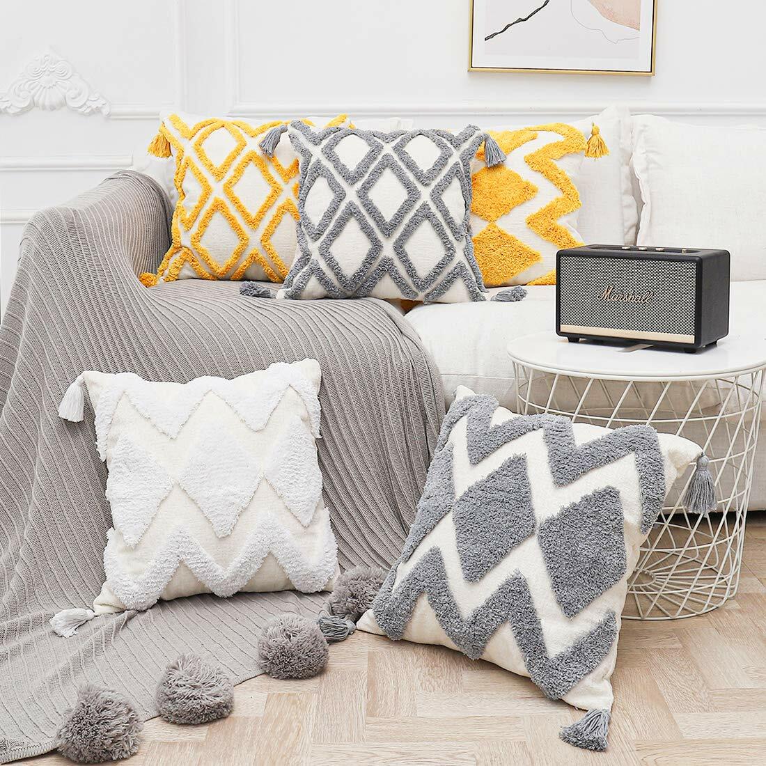 PLWORLD Boho White Moroccan Tufted Throw Pillow Cover 20x20 Inch Cream 1 PC
