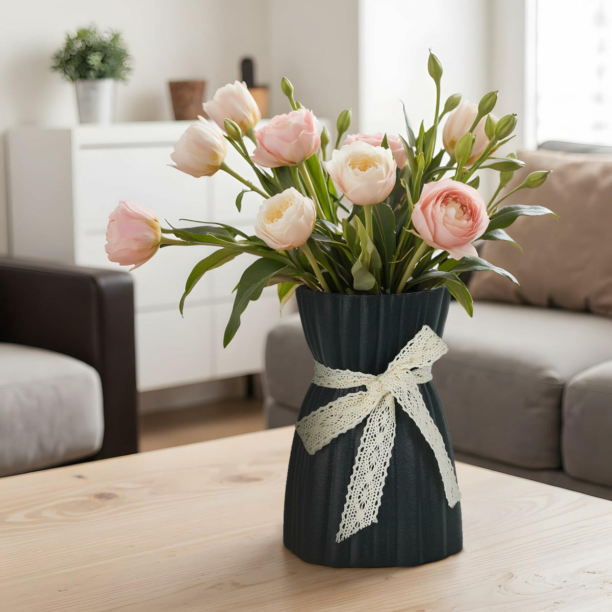 OOSTONEE Black Ceramic Flower Vase 7.6 Inch Nordic Boho Gothic Style