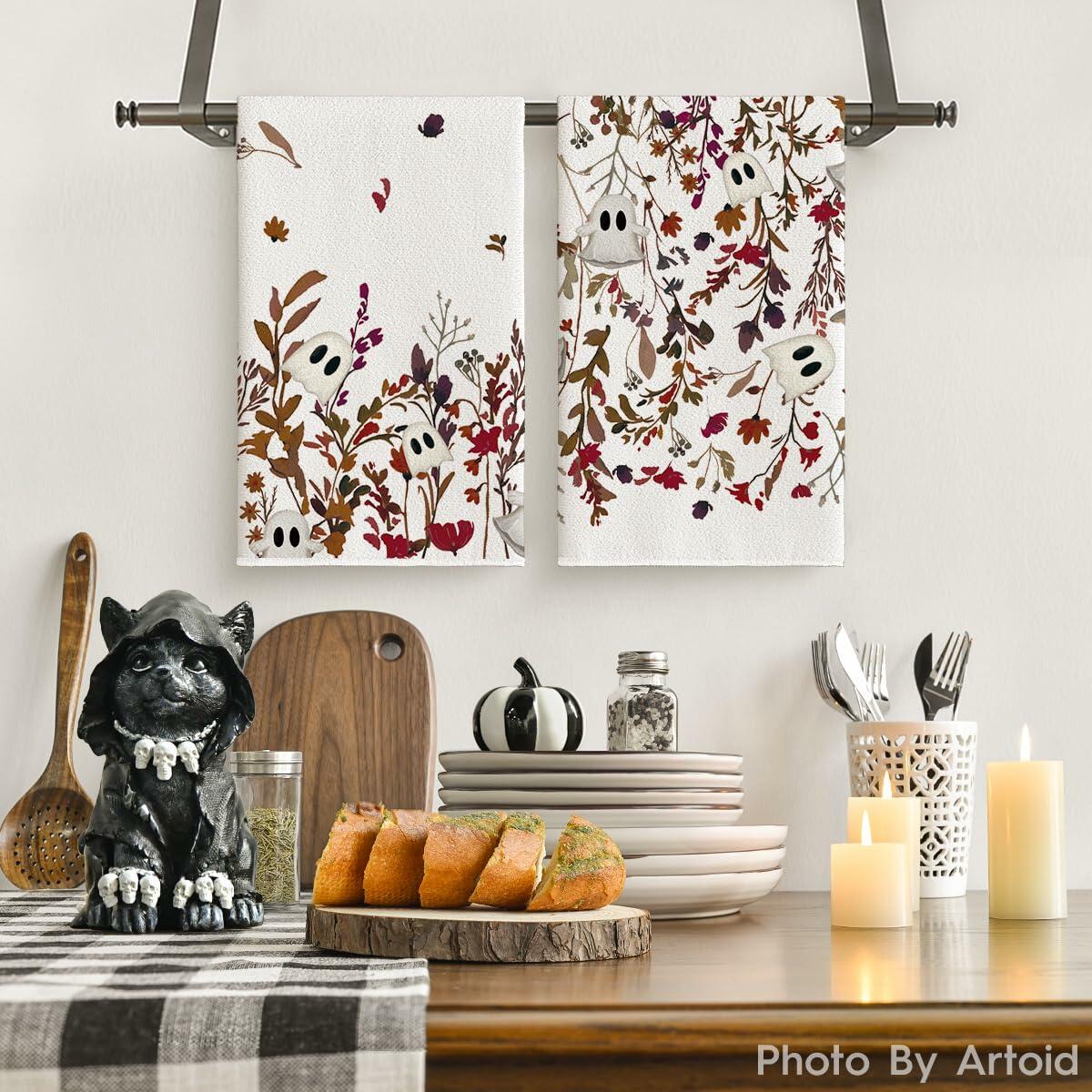 Artoid Mode Ghost Wildflower Halloween Kitchen Towels 18x26 Inch Set of 2 Beige