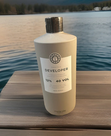 Maria Nila Bleach Collection Developer 40 Vol, 25.4 oz / 750 ml